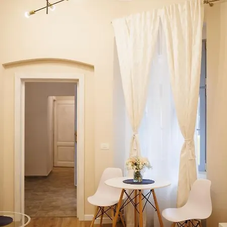 Jolie Flat In The Heart Of The *