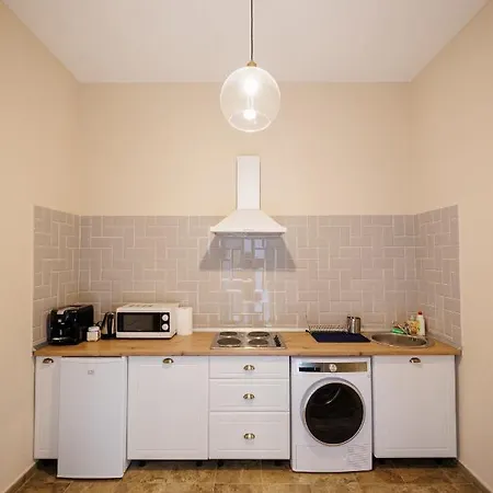 Jolie Flat In The Heart Of The * Timisoara