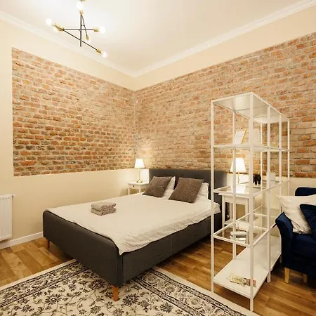 Jolie Flat In The Heart Of The * Timisoara