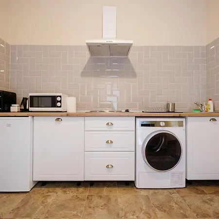 Jolie Flat In The Heart Of The *