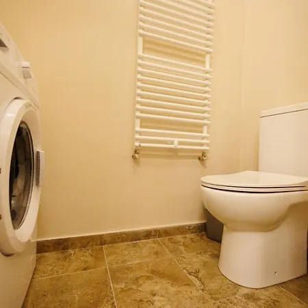 Jolie Flat In The Heart Of The *