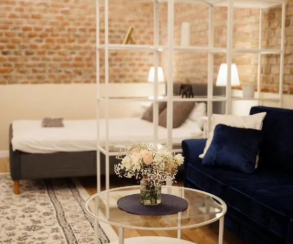 Lägenhet Jolie Flat In The Heart Of The