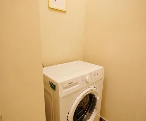 Jolie Flat In The Heart Of The